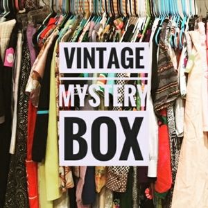 😱 Vintage mystery box! Clothes accessories shoes